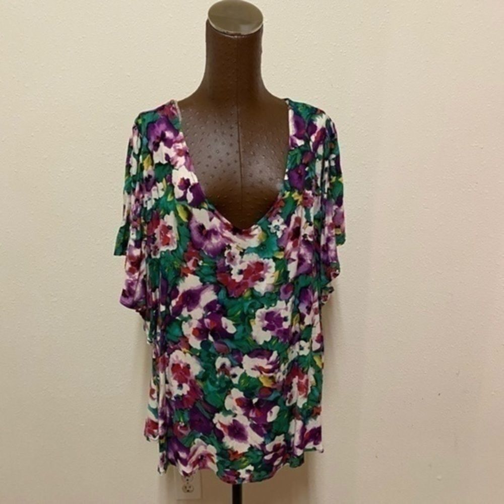 3 for $20 blouse pure energy size 2